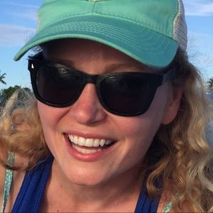 Meet your Posher, Lana